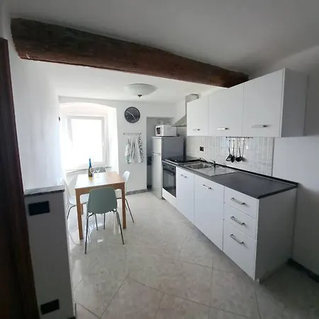 La Finestra Sul Mare *