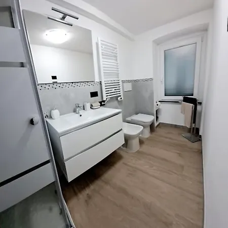 La Finestra Sul Mare * Genua